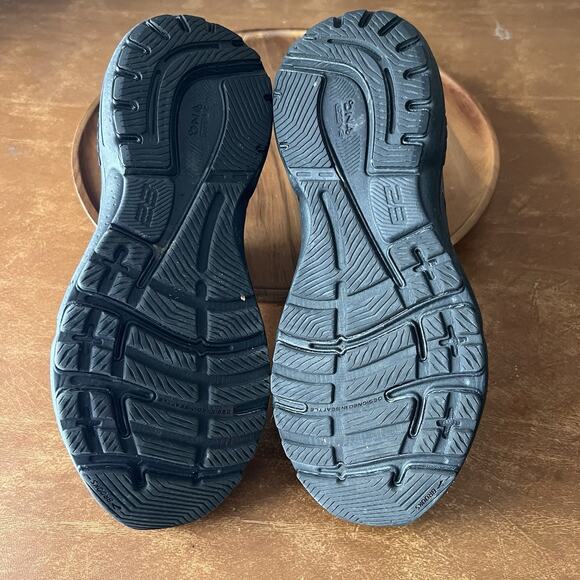 Brooks Adrenaline GTS 23 Supportive Womens 9.5 Black Road Running Shoes Sneakers - Picture 5 of 16